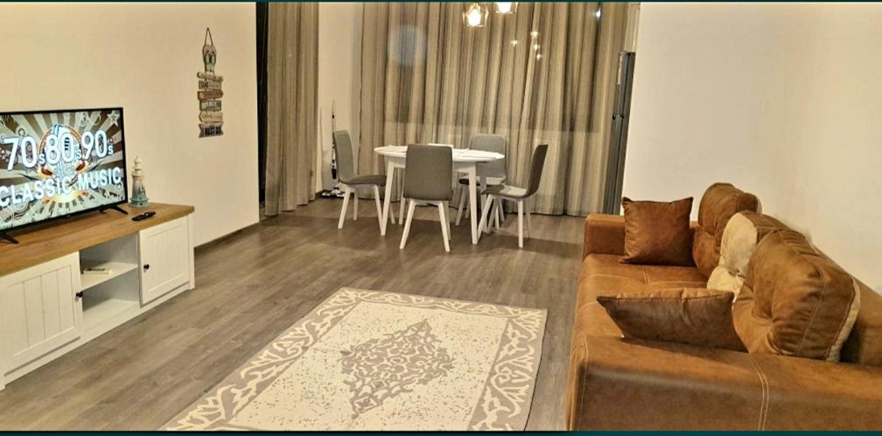 Apartament Max Mamaia Nord Lejlighed Năvodari Eksteriør billede